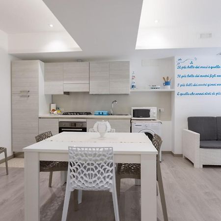 פולינאנו א מארה B&B Il Piu Bello Dei Mari מראה חיצוני תמונה