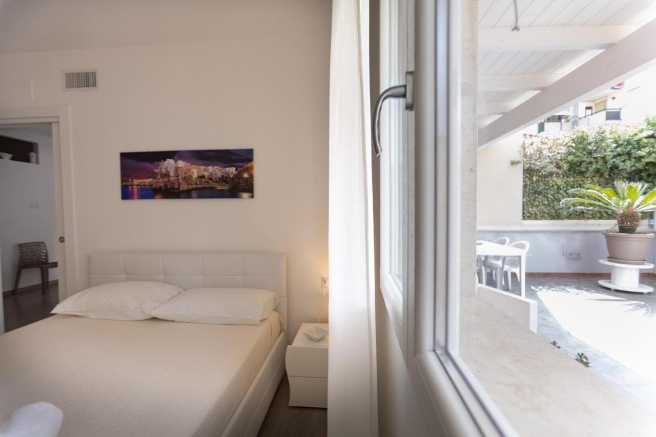 פולינאנו א מארה B&B Il Piu Bello Dei Mari מראה חיצוני תמונה